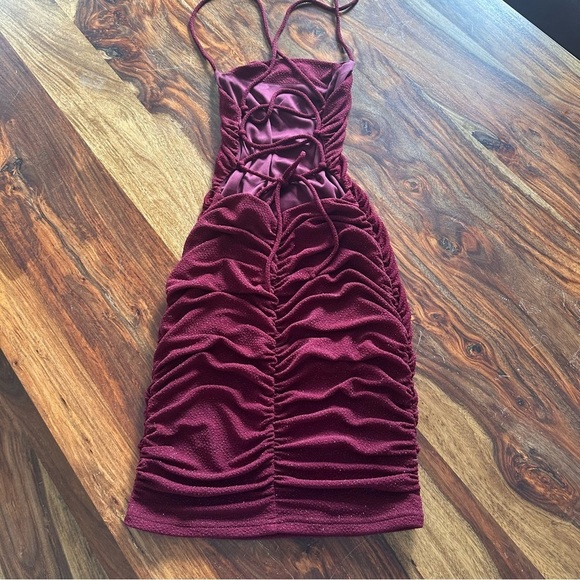 Windsor ruched body con dress midi burgundy wine medium Strappy corset back - Picture 4 of 7